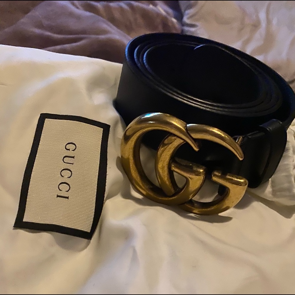 Gucci belt size 110!! In perfect condition !!